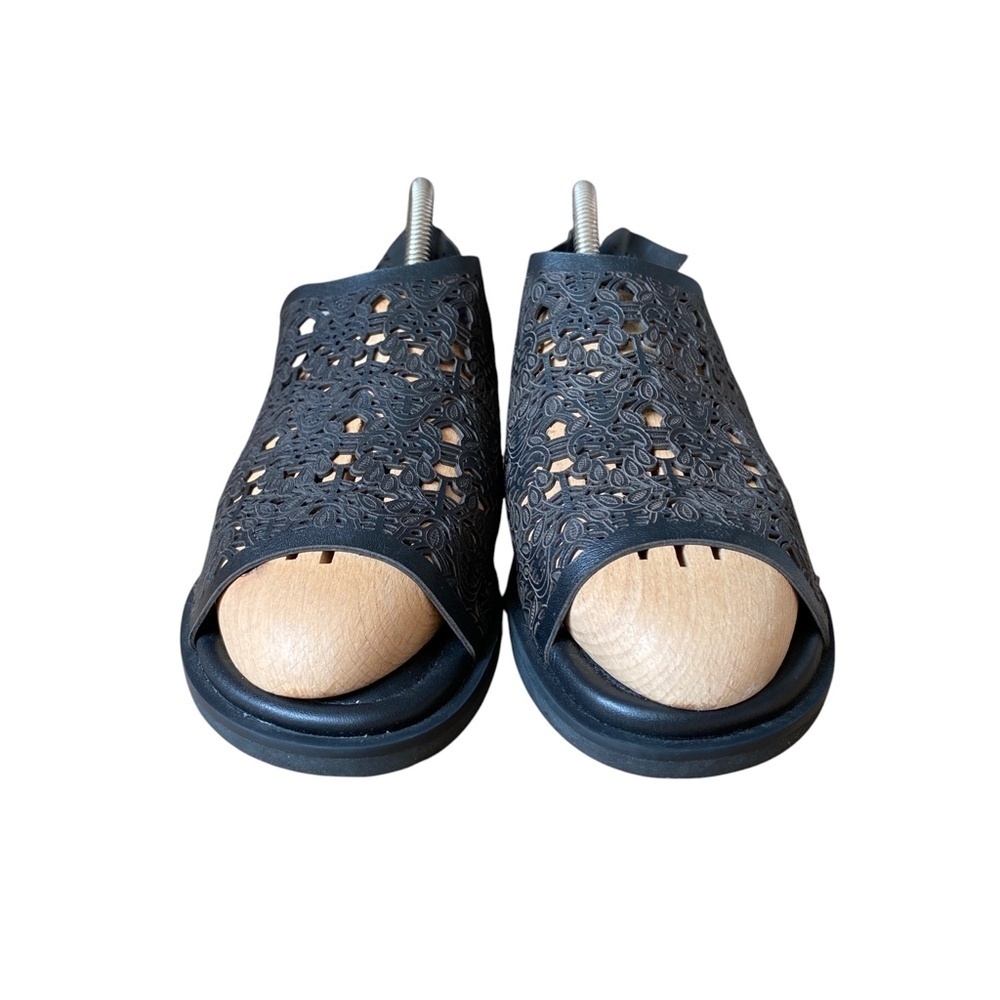 Golo Black Laser Cut Alexie Leather Sandal Flats - Size 8 - Picture 7 of 10